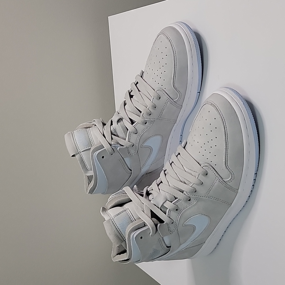 Jordan 1 Zoom Air Comfort Women's 10.5 EXCELLENT CONDITION!!!